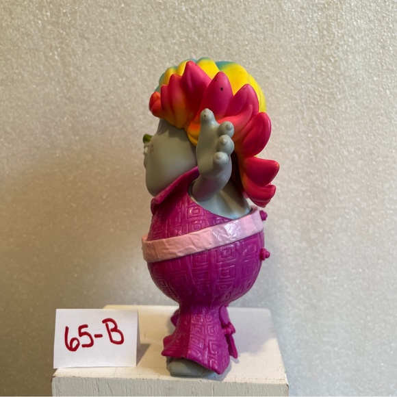 Dreamworks Trolls Bridget Lady Glitter Sparkles Toy Figure - Picture 3 of 10